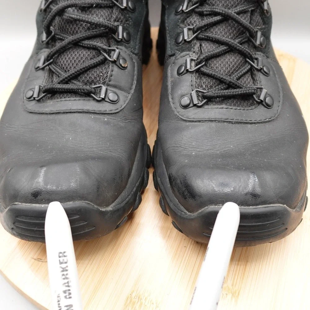 Columbia Boots Mens 10.5 Black Leather Hiking Boots Waterproof BM3970-011